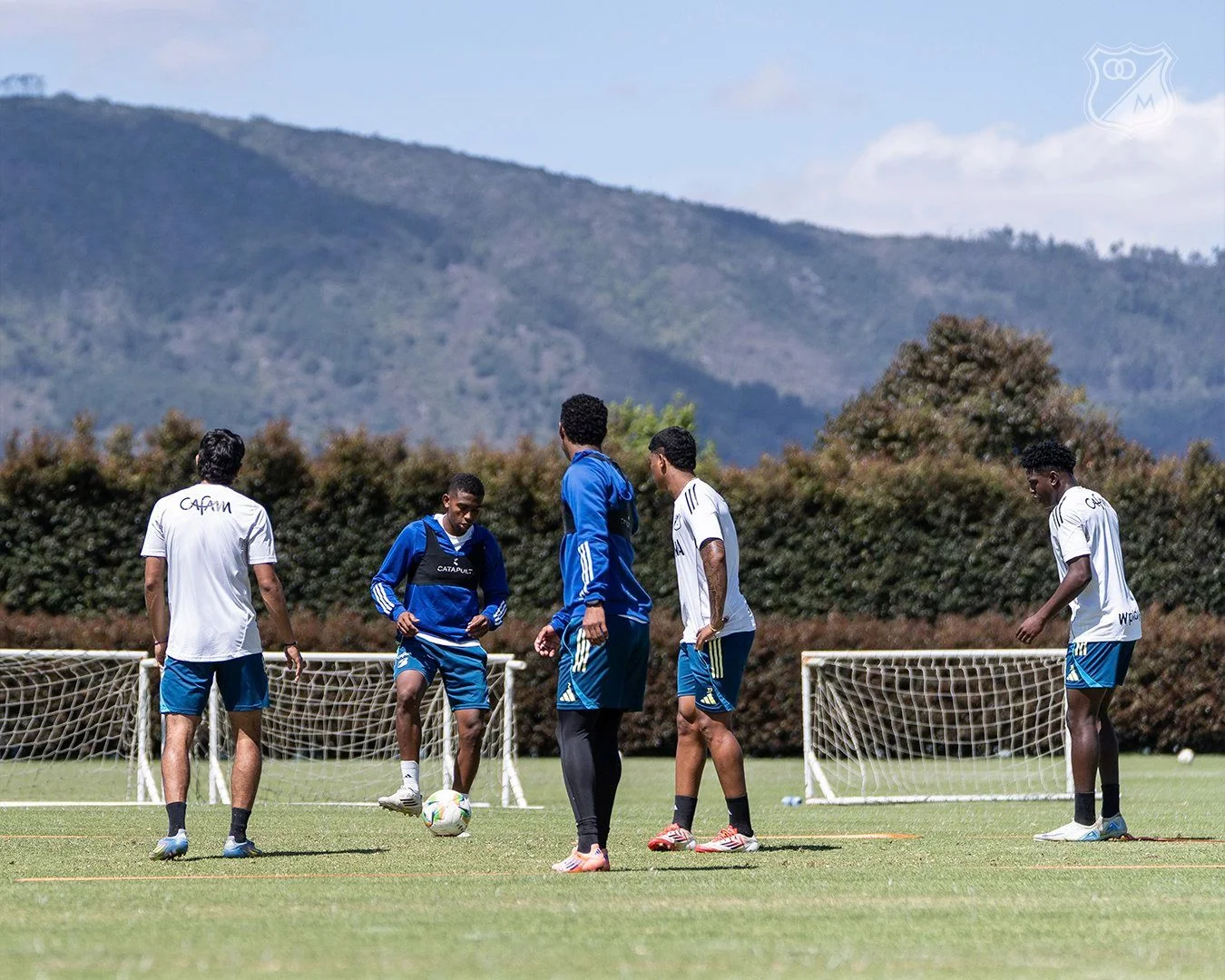 Entrenamiento del club Millonarios FC previo a los campeonatos amistosos