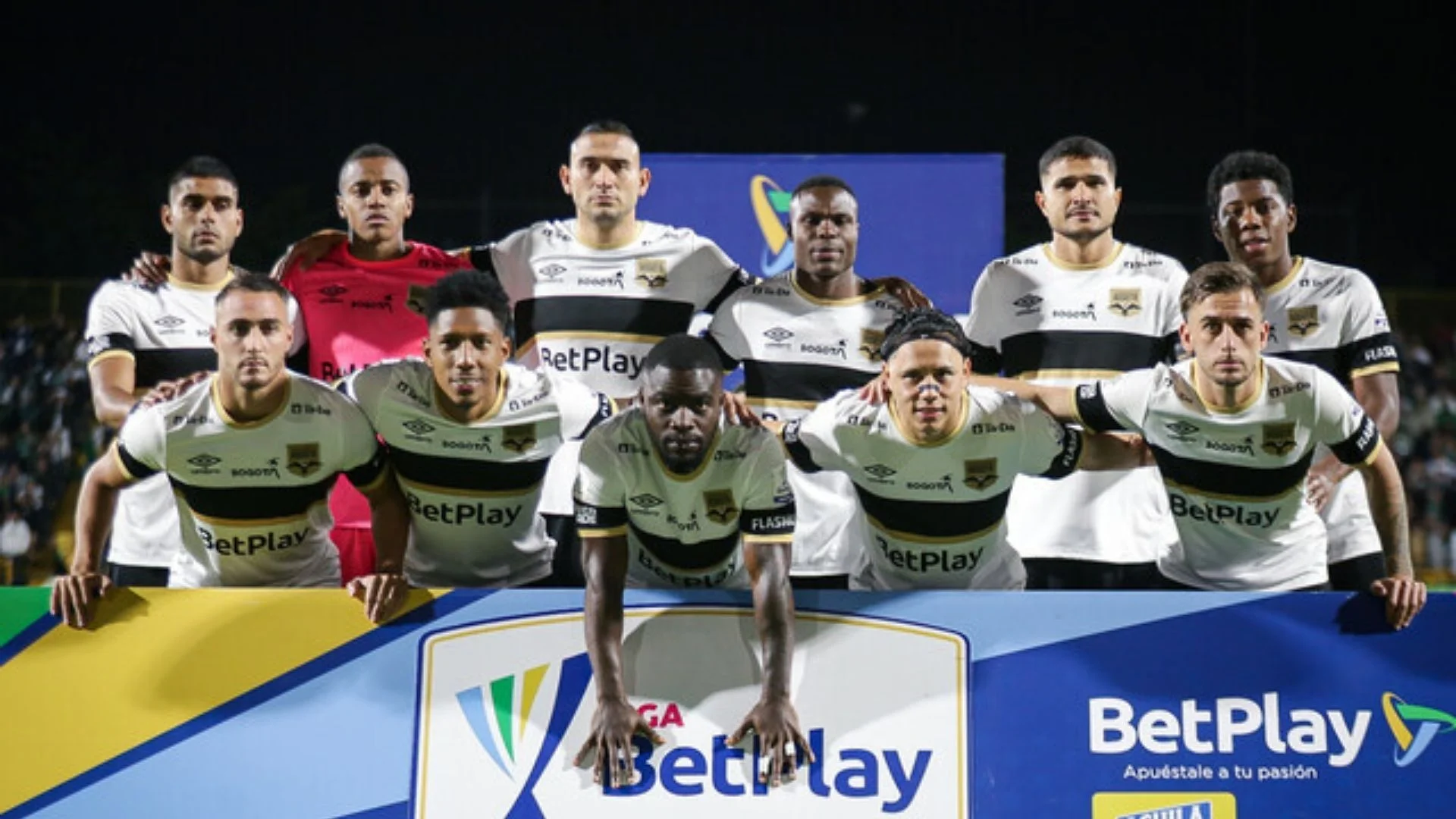El equipo blanco y negro ha tenido resultados positivos en el torneo.