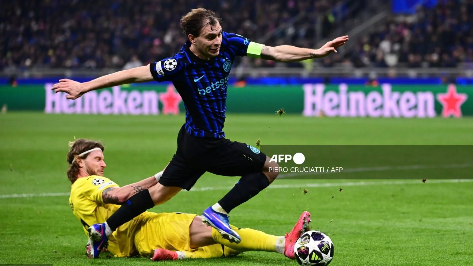 El equipo de Italia empujó, pero no le alcanzó para clasificarse.