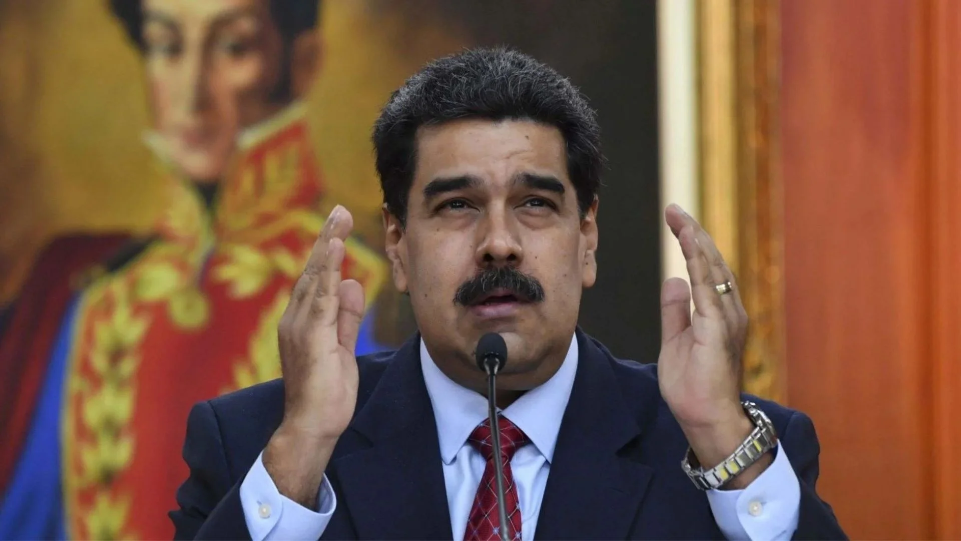 Nicolás Maduro comparte su celda con otros presos.