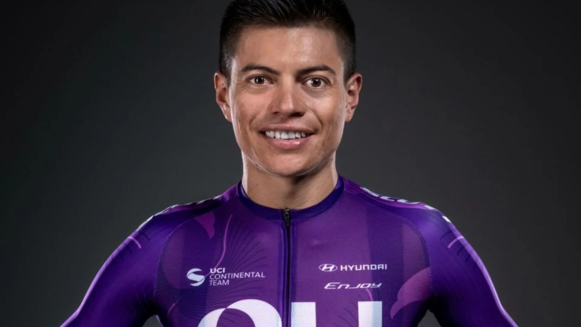 Muñoz corrió para el EAU en 2018.