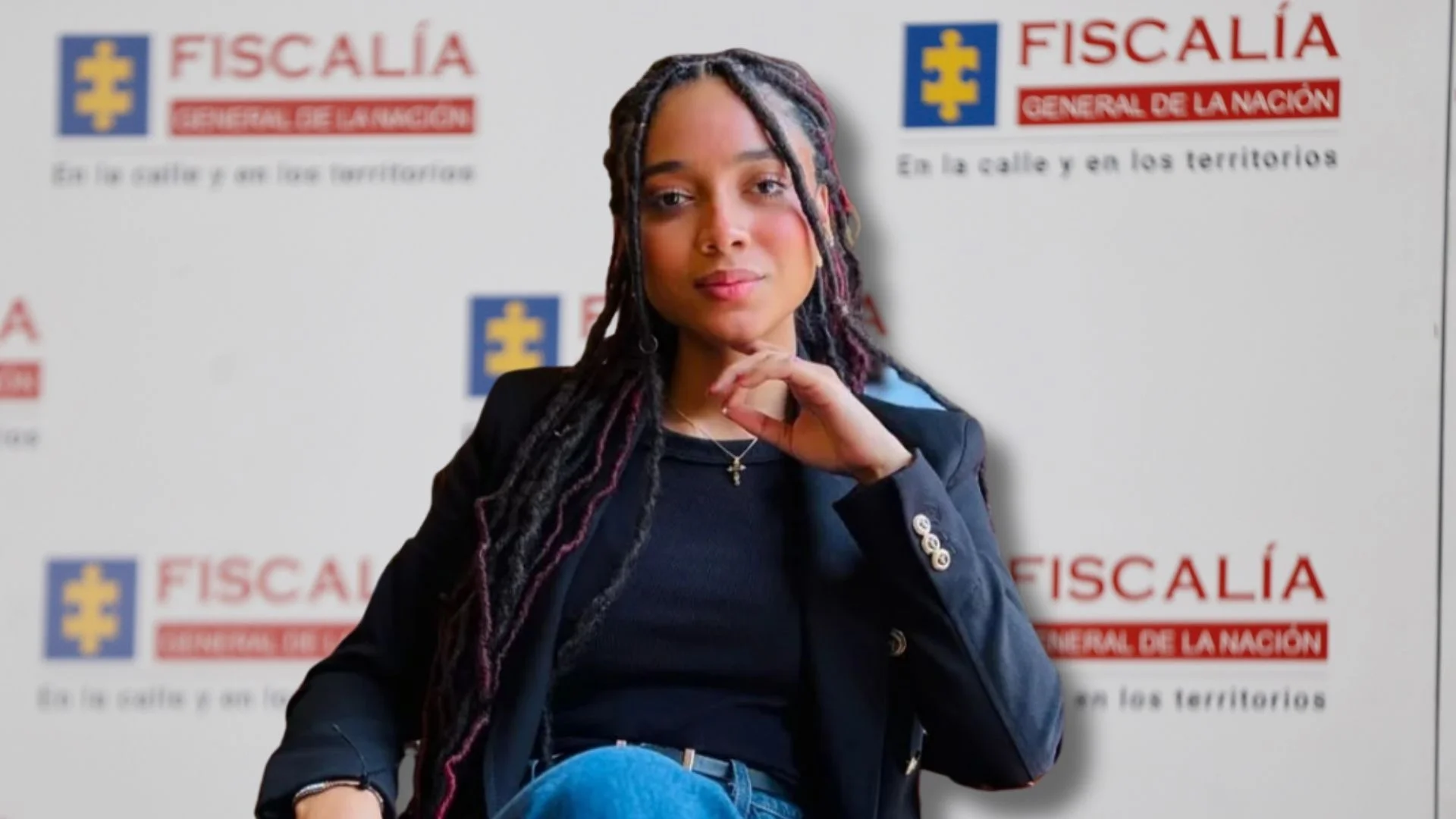 La Fiscalía prevé imputar a Juliana Guerrero, excandidata para el Viceministerio de Juventudes, por dos delitos relacionados con sus títulos falsos de la Universidad San José. También pedirá detención domiciliaria.