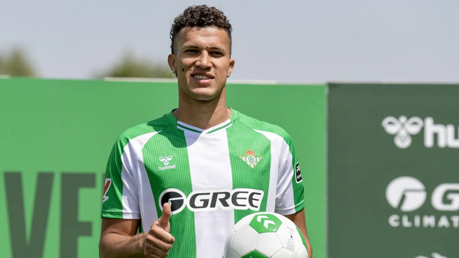 El jugador pasó de fichaje estrella a jugador transferible en menos de un año.