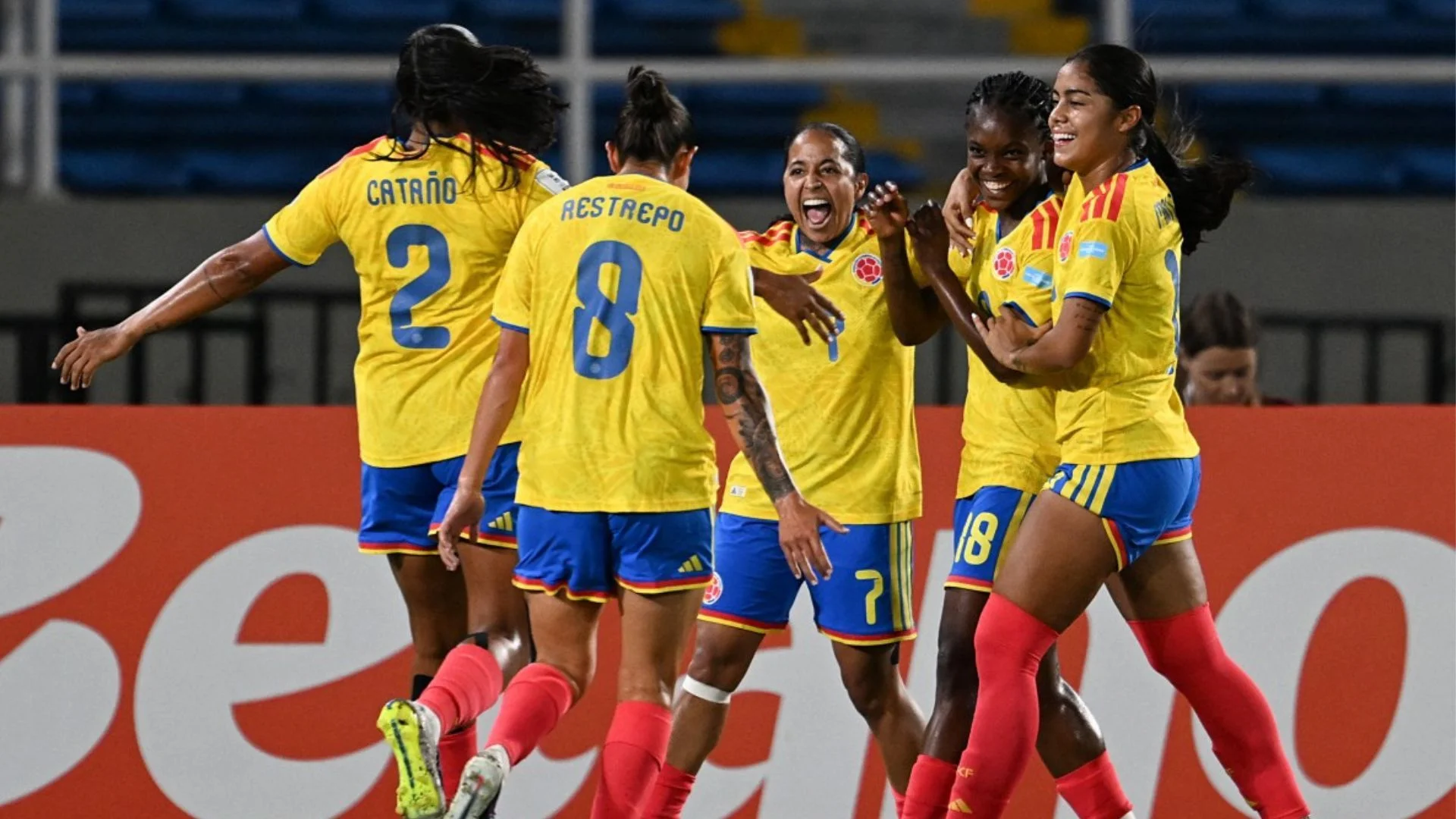 La selección femenina lidera la tabla del torneo.