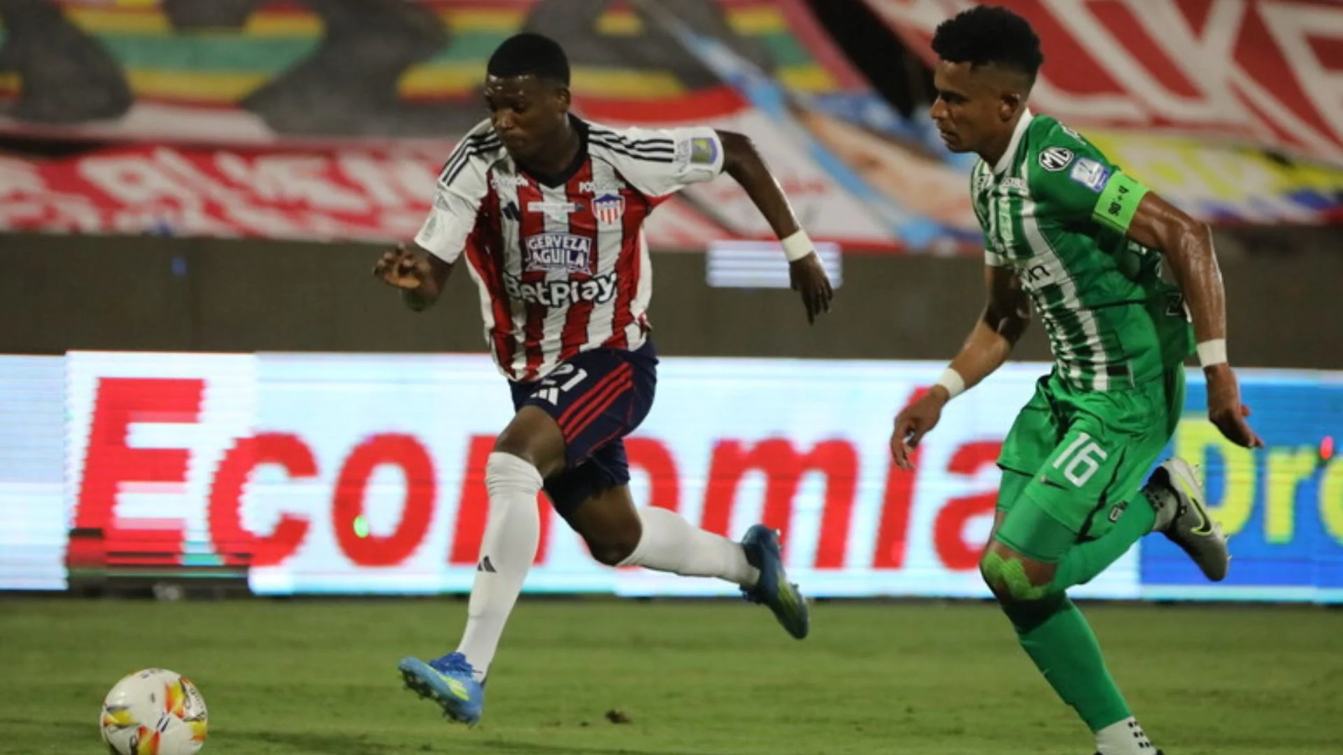El equipo verdolaga estuvo cerca del empate, pero la mala definición lo evitó.