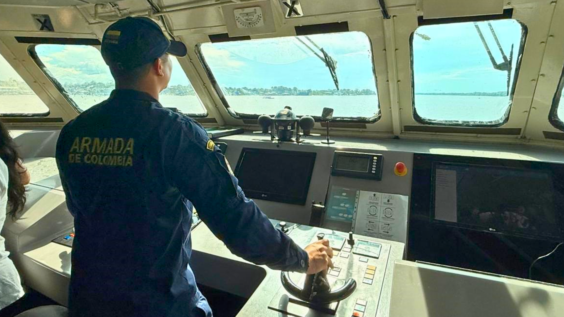 Tropas de la Armada Nacional.