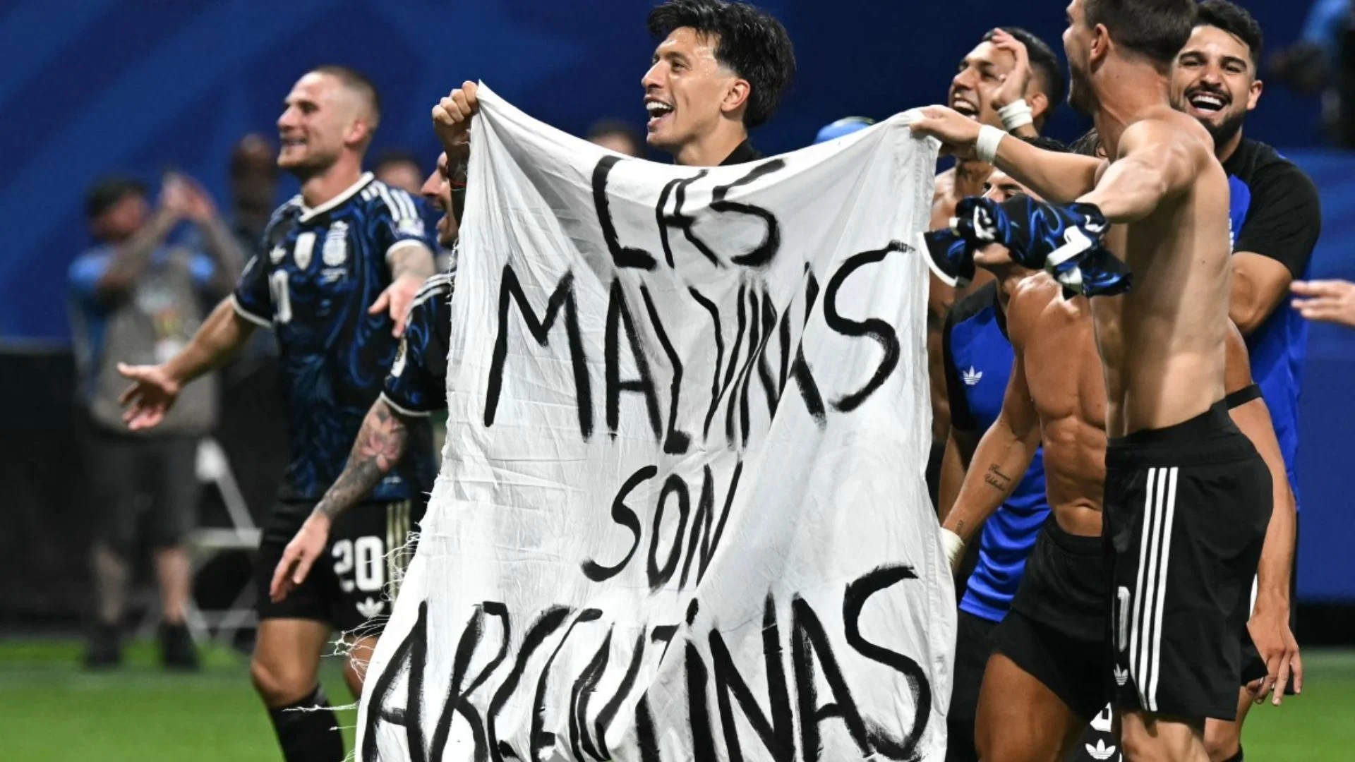 Los jugadores no ocultaron su alegría tras el paso a la final.